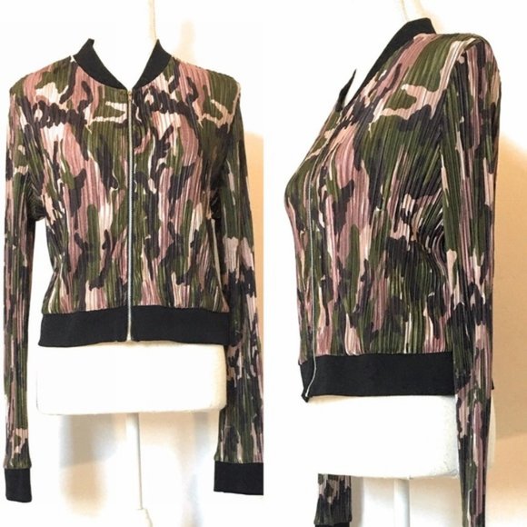Charlotte Russe Camo jacket, Sz med - Picture 1 of 5